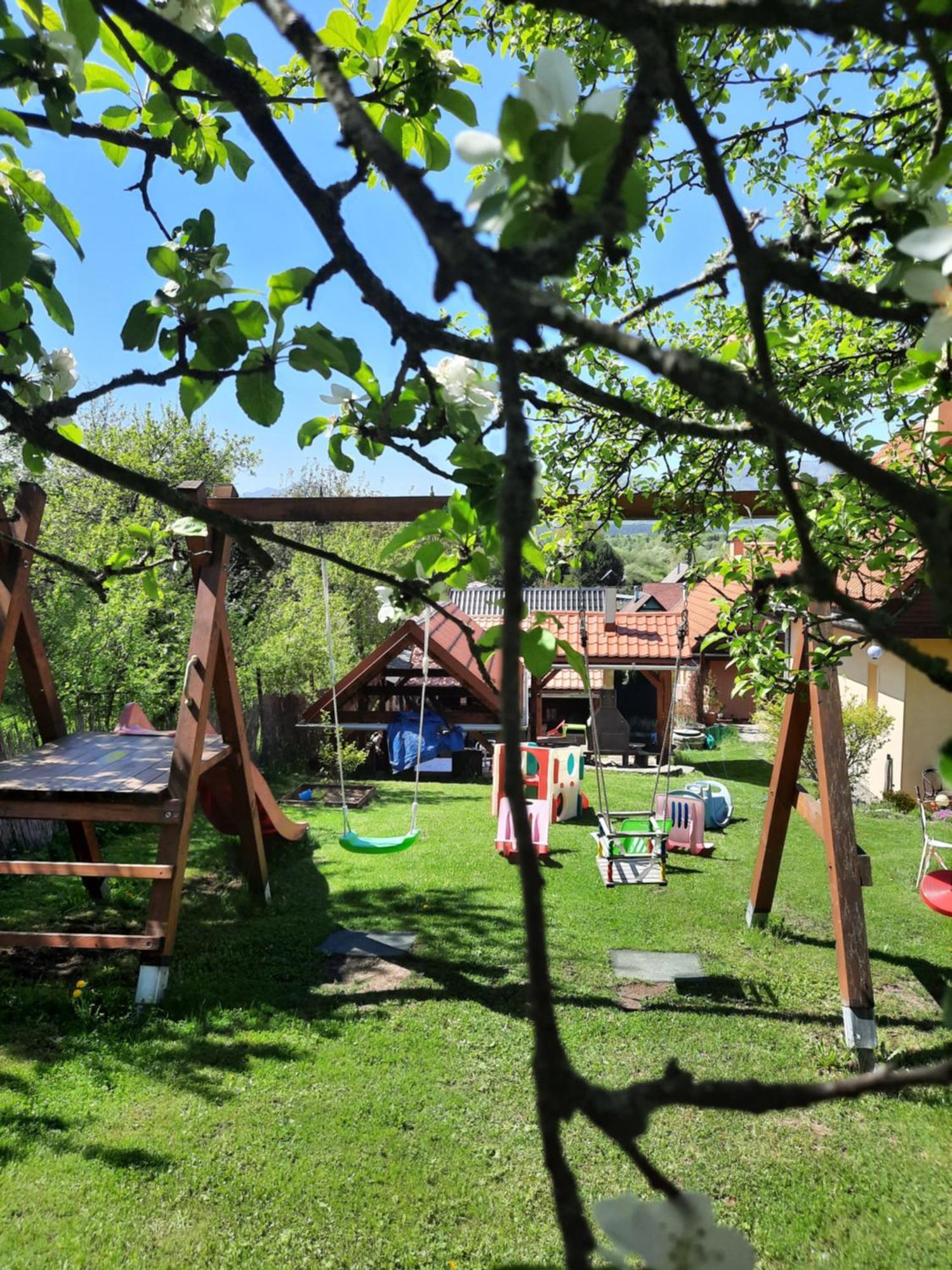 Domceky Holiday Liptovsky Trnovec Bagian luar foto